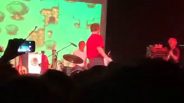 Mac Demarco "still together" parte ll Teatro Estudio Cavaret смотреть онлайн