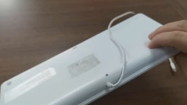 Mini wired Apple keyboard смотреть онлайн