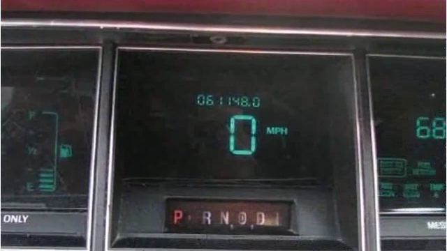 1990 Lincoln Town Car available from Ron Greenwell Auto Sale смотреть онлайн