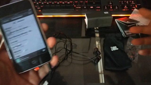 Audífonos JBL by HARMAN T210 смотреть онлайн