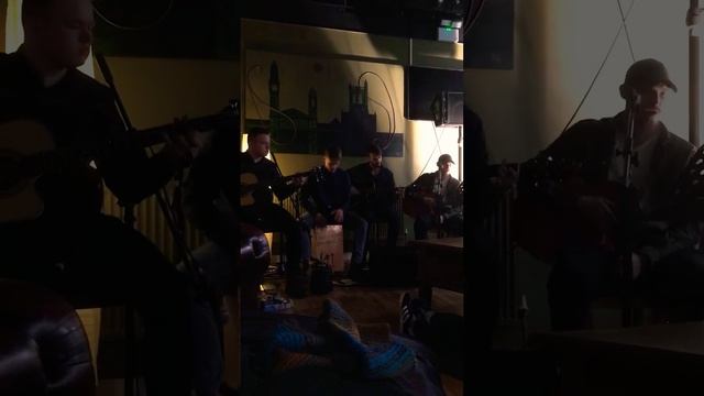 Apple Blossom - The White Stripes cover by Pines @ 5 corner room смотреть онлайн