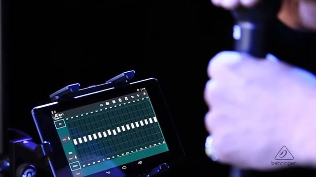 X AIR How To Ringing out Monitors with Graphic EQ & RTA Android смотреть онлайн