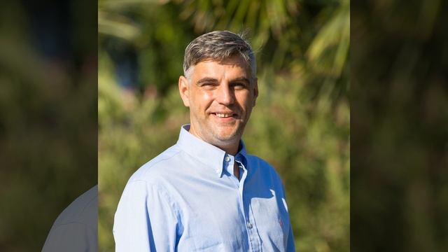 Snooze Garage Band 1 смотреть онлайн