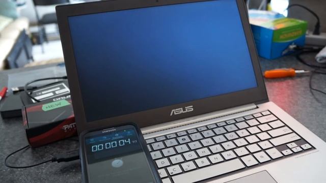 Bootup - Asus UX31 Runing Win 8 64bit Enterprise смотреть онлайн
