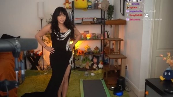 Cinna Shows Her New Dress👗for Streamer Awards