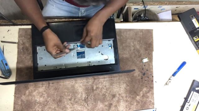 Lenovo g50-30 assemble on laptop смотреть онлайн