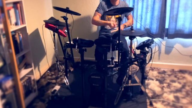 Sound test - Roland TD-17 KVK drum kit playing live - Logic x and Toontrack's Superior Drummer 3 0 смотреть онлайн