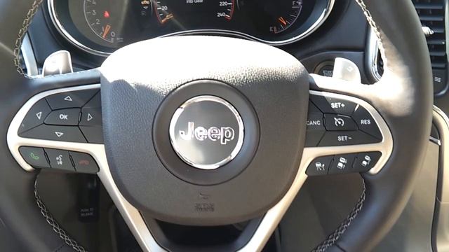 2014 Jeep Grand Cherokee Overland смотреть онлайн