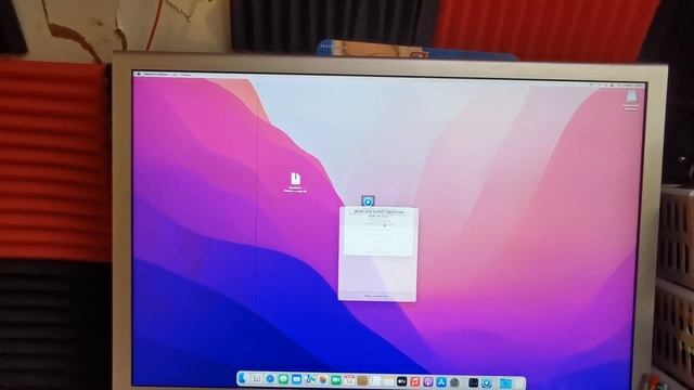 Is Apple Slowing You Down? Yes, but not deliberately. (OpenCore Legacy Patcher High CPU Usage Fix) смотреть онлайн