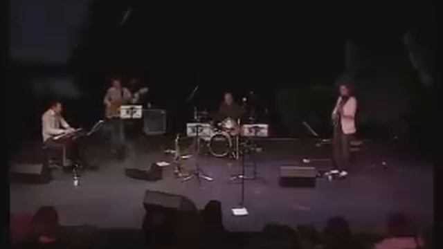 Apple Tea - Sunny Samba.mov смотреть онлайн
