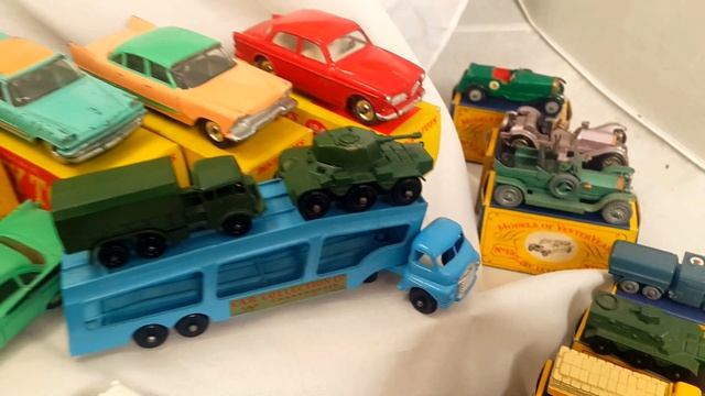 COLLECTION MATCHBOX, DINKY TOYS, CORGI TOYS, SOLIDO. Diecast & Toy Vehicles 1953 - 1962 смотреть онлайн