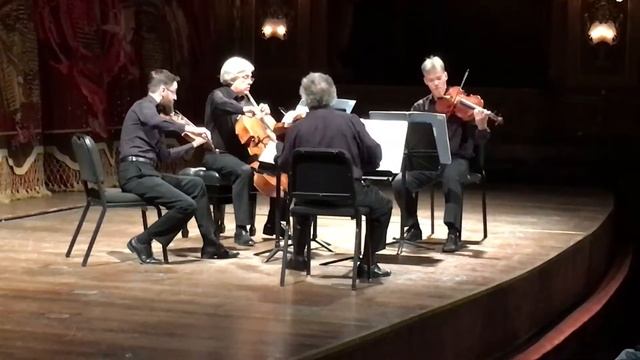 Cuarteto Arditti - Brian Ferneyhough : Cuarteto de Cuerdas No. 3 (1987) I Movimiento смотреть онлайн