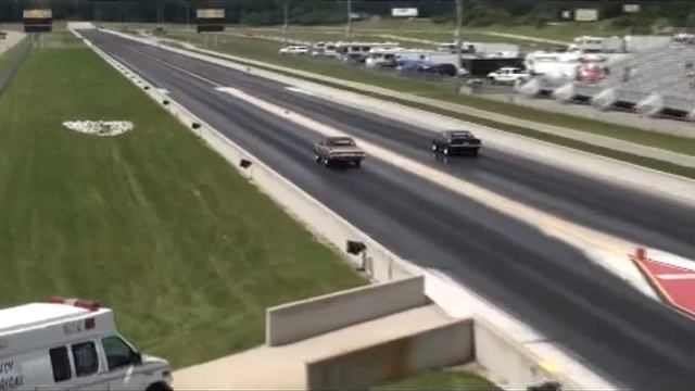 1970 AAR Cuda vs 1967 GTO смотреть онлайн