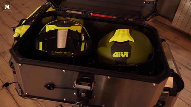 GIVI presenta il nuovo Top Case Alaska su Benelli TRK502X смотреть онлайн
