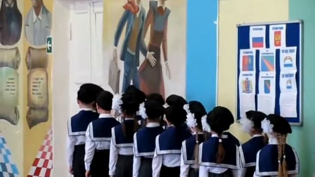 Смотр строя и песни 1б класс смотреть онлайн