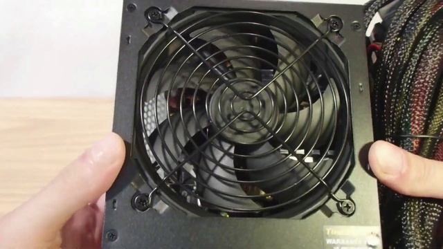 Thermaltake TR2 S PSU 600W • Unboxing And Overview