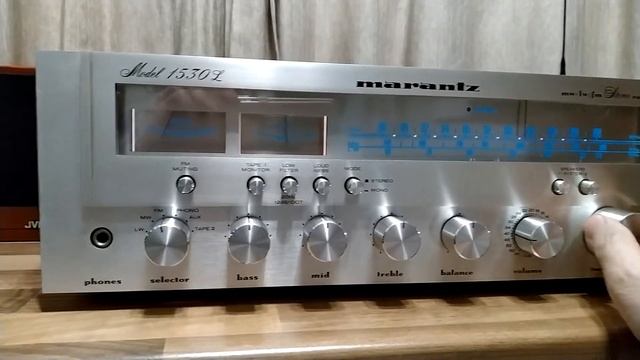 Marantz Receiver 1530 L смотреть онлайн