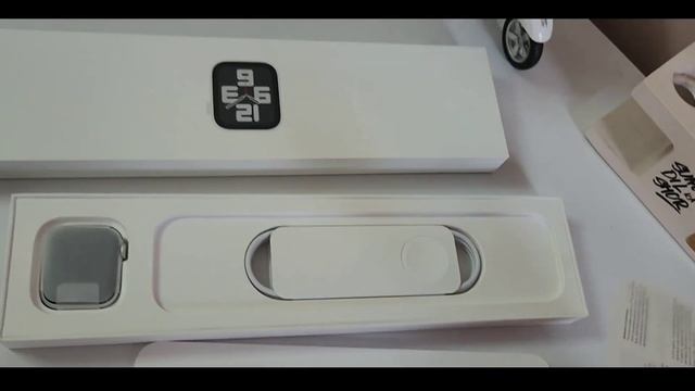 Apple Watch SE 2 GPS+Cellular Silver Colour Unboxing ||