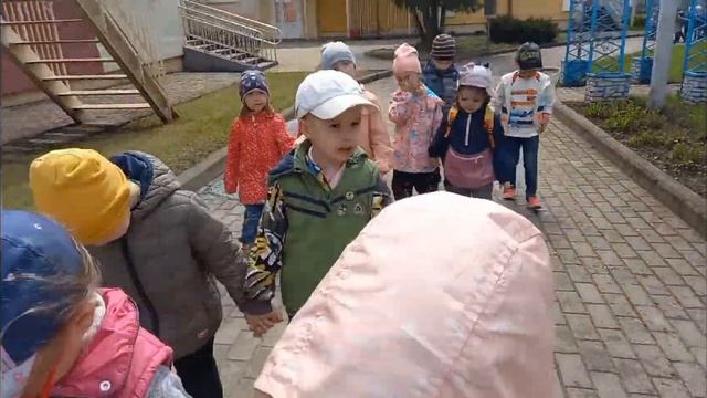 "Вот и стали на год мы взрослее" смотреть онлайн