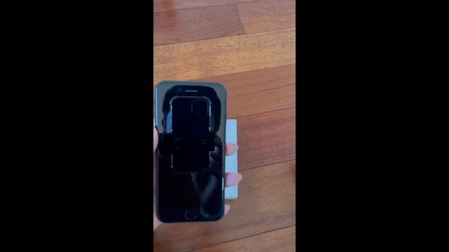 Apple iPhone SE 2nd Gen Unboxing (ASMR) - Charging Brick and EarPods included смотреть онлайн