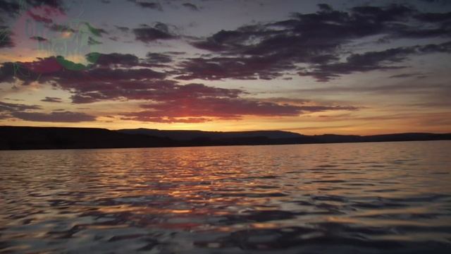 Boating Over Lake With Beautiful Sunset 4K Video смотреть онлайн