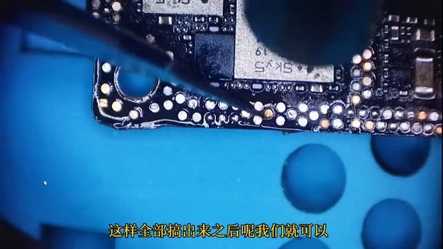 iPhone12主板变形弯曲是否还有修理价值，救活又会顶多久 смотреть онлайн