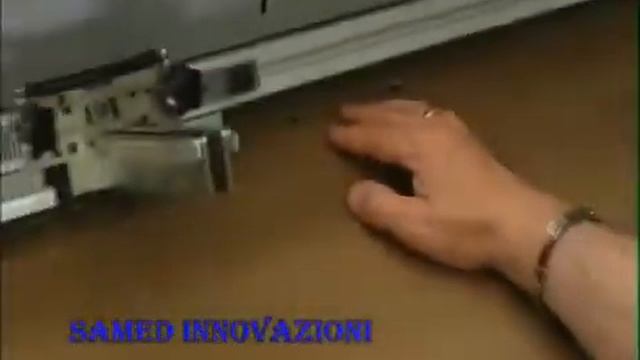 Полуавтоматическая крышкоделательная машина DARIX Standard смотреть онлайн