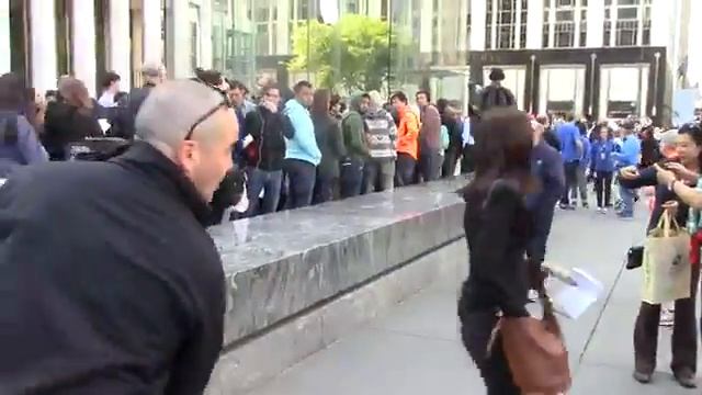 Все об Америке!!! IPhone 6 - Айфон 6. Очереди в Нью Йорке (часть 2). смотреть онлайн