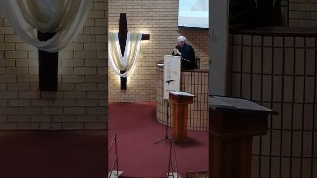 Makarios diens 22 Mei 2022 смотреть онлайн
