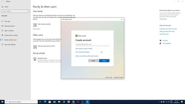 How to Create a New User in Windows 10 смотреть онлайн