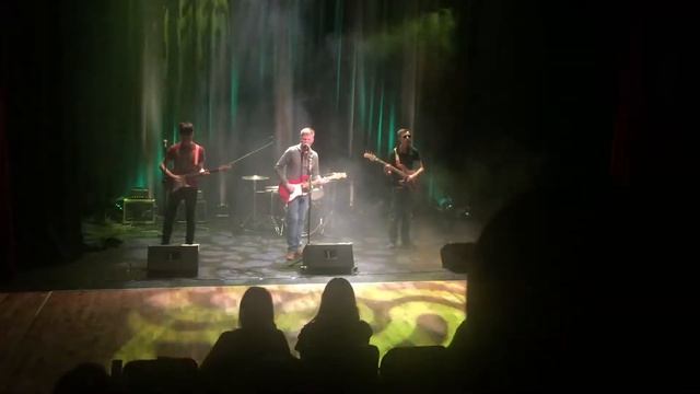 Fresh Evidence - Treat Her Right - Westport Town Hall Aug 2018 11 смотреть онлайн