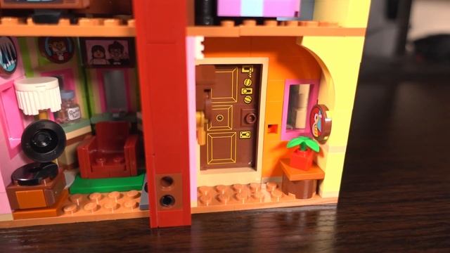 Lego Disney Up House (43217) Lego Review смотреть онлайн