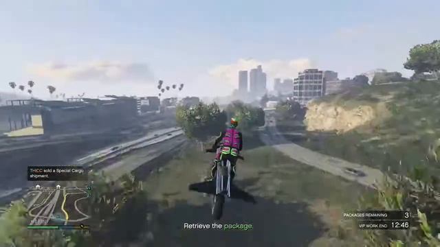 Grand Theft Auto V - WTF glass wall on tv billboard смотреть онлайн