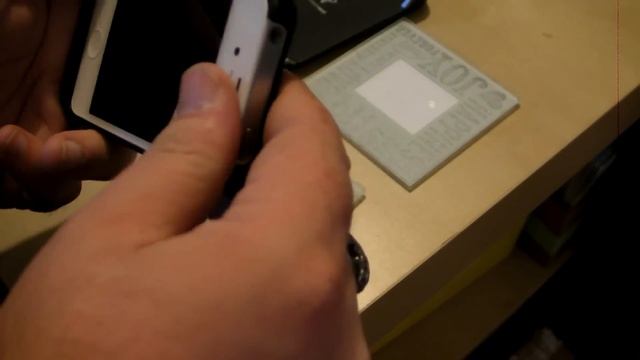 PowerMat iPhone 4/4S Wireless charging kit смотреть онлайн