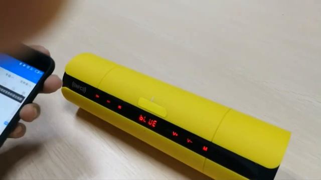 KR 8800 Touch Screen Bluetooth NFC Speaker смотреть онлайн