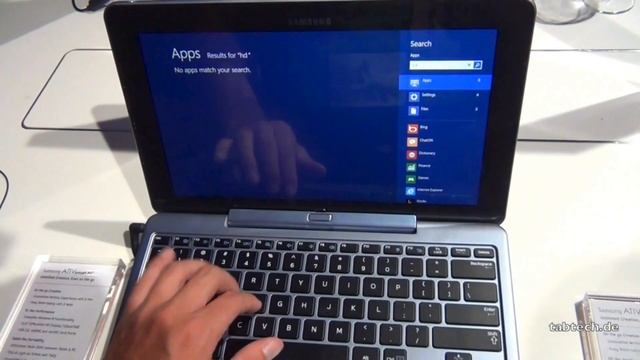 Samsung Ativ Smart PC Hands On - english @ IFA 2012 смотреть онлайн