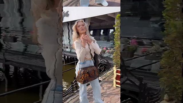 Видеоролик для производителя прекрасных сумочек!👍 смотреть онлайн