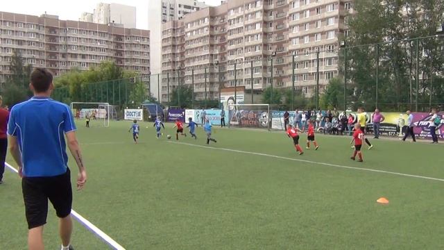 Матч ФК "Звезда" (Люберцы) - ФСШ "ВОСТОК 2013"(Электросталь): 2-1 смотреть онлайн