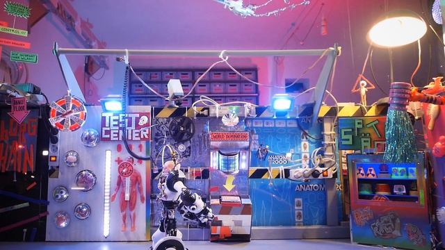 CYBORG CONTROL - interactive shop window installation смотреть онлайн