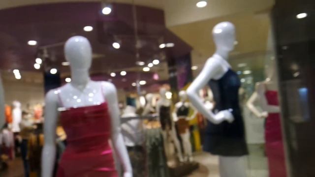 HEY, LET'S GO TO THE MALL! | WINDOW SHOP W/ ME! Finally got a little rain in Southern California! смотреть онлайн