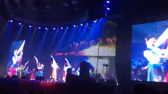 Дуэт Такие дела - Эх Россия - ДС Юбилейный 2018 смотреть онлайн