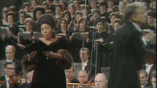 10.Verdi:Requiem(Libera me_2) Bernstein-Arroyo-Veasey-Domingo-R.Raimondi смотреть онлайн