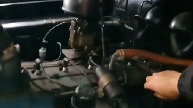 Pontiac streamliner fastback rok 1949 od Oldcars.koudy смотреть онлайн