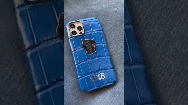 Очень красивый эксклюзивный чехол из кожи крокодила Mobcase 1413 для iPhone 12 Pro Max смотреть онлайн
