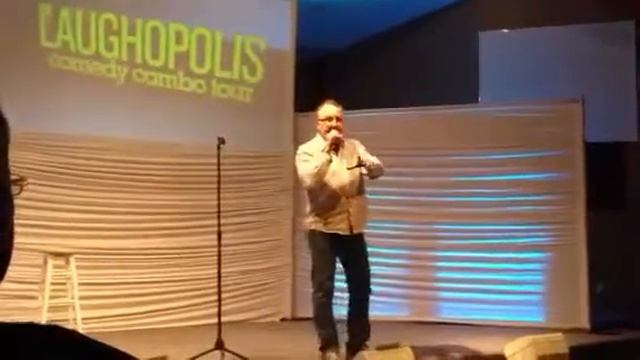 James Mac Neil visits Leamington смотреть онлайн