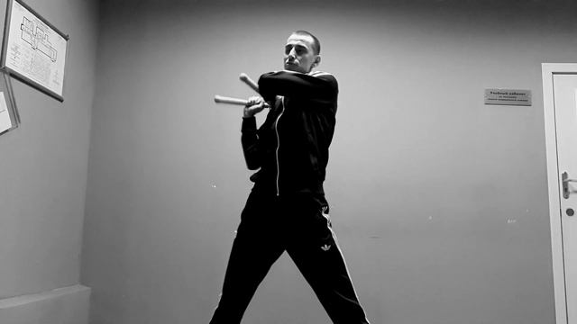 Нунчаку фристайл обучение - комбо #3 ДВУМЯ НУНЧАКУ смотреть онлайн