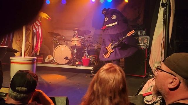 Mac Sabbath Wooly's 2022 смотреть онлайн