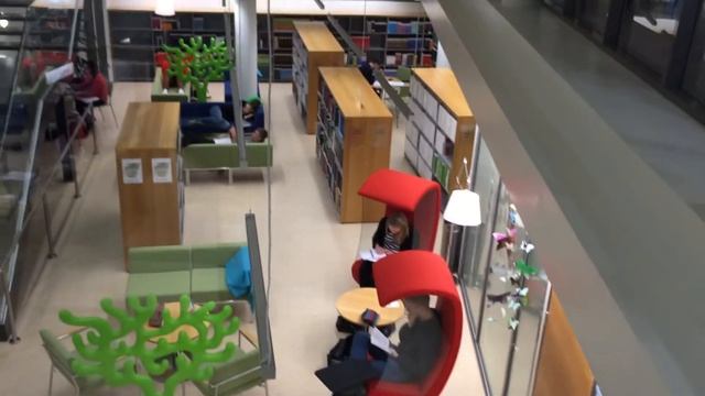 Apple iPhone 6 iPad Apple Watch Android Phone Windows Phone Students in Medical University Library смотреть онлайн