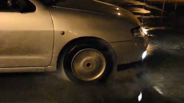 seat cordoba burnout смотреть онлайн