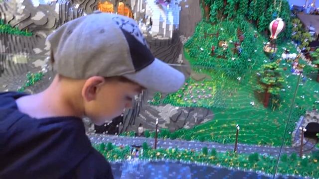 Lego House #2 Природа и города из Лего. смотреть онлайн